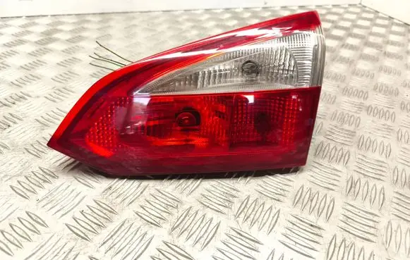 Ford Focus Tailgate rear/tail lights BM5113A602B BM5113A602