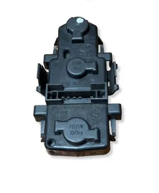 Audi A6 S6 C4 4A Tail light bulb cover holder B5831BL 148162