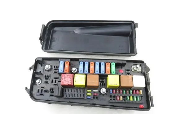 Opel Vectra C BSM Control unit 13187508EM