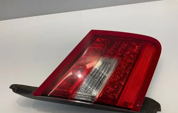 Mercedes-Benz E C207 W207 Tailgate rear/tail lights A2078200364 782003 542501