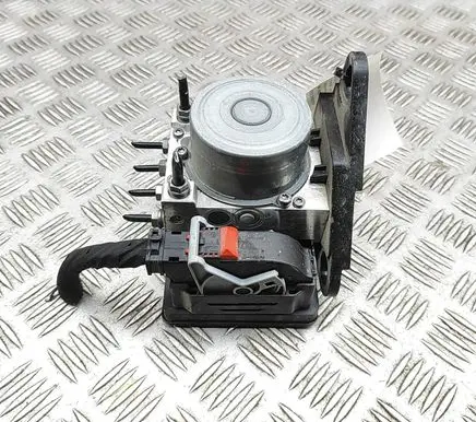 Skoda Enyaq iV ABS Pump 1EA614517AR 1EA614517