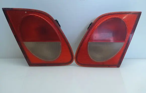 Mercedes-Benz E W211 Tailgate rear/tail lights A2103200964