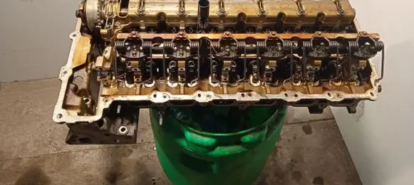 BMW 5 F10 F11 Engine block 11357742