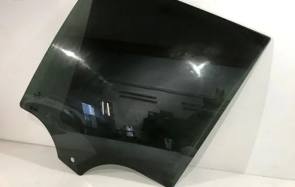 BMW X5 G05 Rear door window glass 