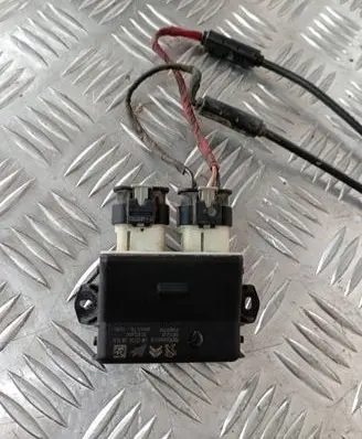 Opel Grandland X Tailgate sensor 32813600 9809260680 09109791