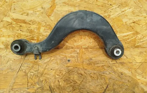 Volkswagen Passat Alltrack Rear control arm 5Q0505351B B22019