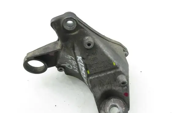 Audi A4 S4 B5 8D Gearbox mounting bracket 8D0399114S
