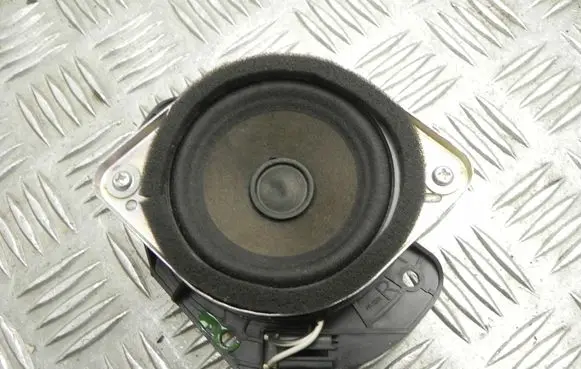 Ford Mustang VI Subwoofer speaker FR3T19B135AC