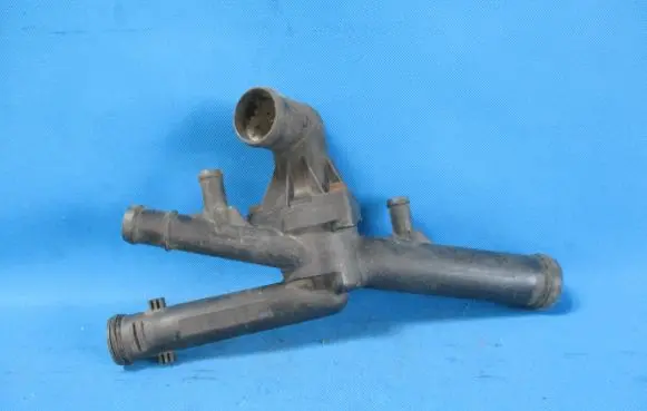 Volkswagen Golf V Engine coolant pipe/hose 03H121026A