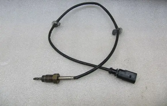 Audi A4 S4 B8 8K Exhaust gas temperature sensor 03l906088BE