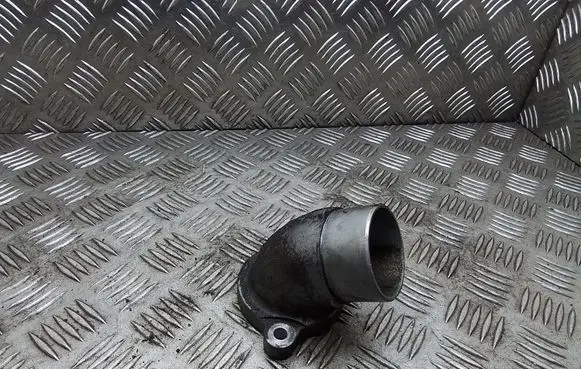 Lexus IS 220D-250-350 Intercooler hose/pipe
