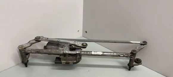 Skoda Octavia Mk2 (1Z) Front wiper linkage and motor 1Z1955119C 1Z1955023E