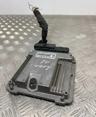 Seat Leon (5F) Engine control unit/module 04L907309B 0281018510