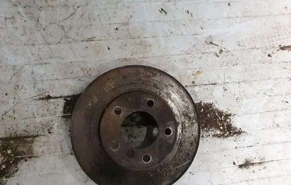 Toyota Prius (XW20) Front brake disc NOCODE
