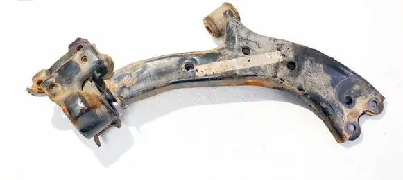 Honda CR-V Front lower control arm/wishbone 