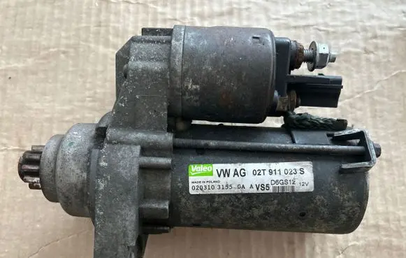 Volkswagen Polo V 6R Starter motor 02T911023S D6GS12 0203103155GA