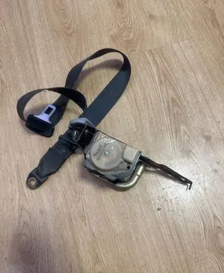 Nissan Almera Tino Front seatbelt 86884BU071 040745