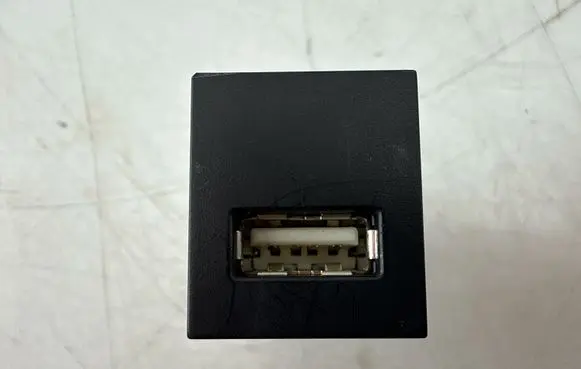 Toyota Yaris Cross USB socket connector CYAC