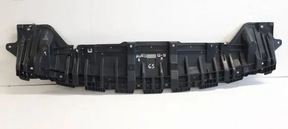 Toyota Auris E180 Front bumper skid plate/under tray 5261802040