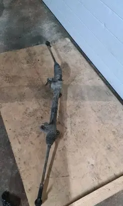 Toyota Avensis T250 Steering rack 24X07405