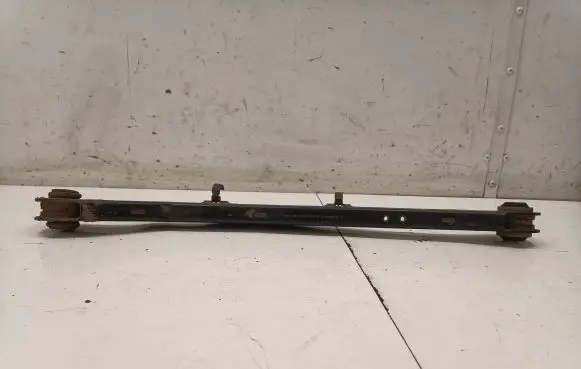 BMW 2 F46 Rear upper control arm/wishbone 6851565