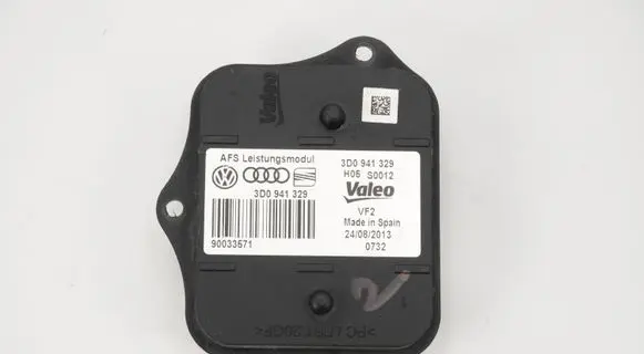 Volkswagen PASSAT B7 Headlight ballast module Xenon 3D0941329