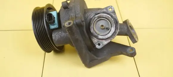 Opel Astra J Water pump 55490715 B16DTH