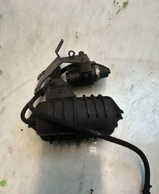 BMW 3 E46 Vacuum air tank 2247620