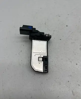Peugeot 5008 II Mass air flow meter 9677093080
