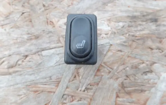 Nissan Primera Seat heating switch 923709