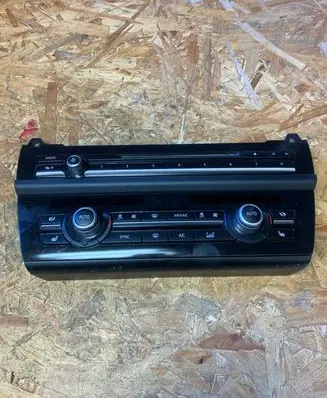 BMW 5 F10 F11 Climate control unit 9353596