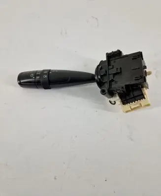 Suzuki Celerio Light switch 173744