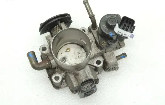 Opel Vivaro Throttle body valve 1340065D00