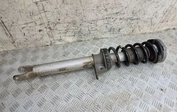 BMW 6 F12 F13 Front shock absorber with coil spring 2284665 31312284665