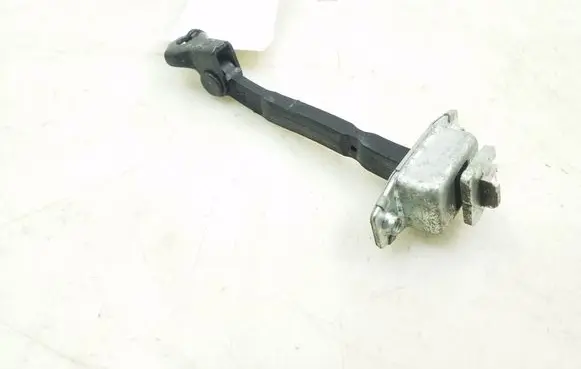 Toyota Urban Cruiser (XP110) Rear door check strap stopper 6863052090