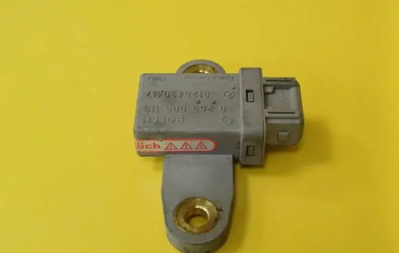 Mercedes-Benz A W168 ESP acceleration yaw rate sensor 0265005113 0125420417