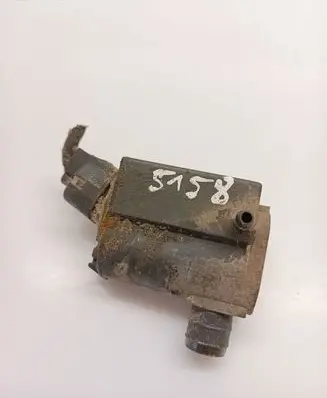 KIA Sorento Windscreen/windshield washer pump NOCODE