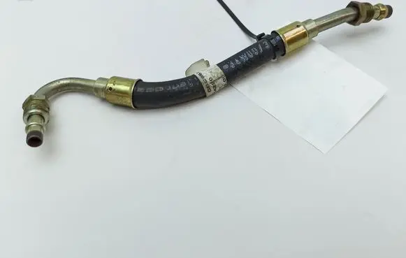 Jaguar XJS Fuel line pipe CBC8639