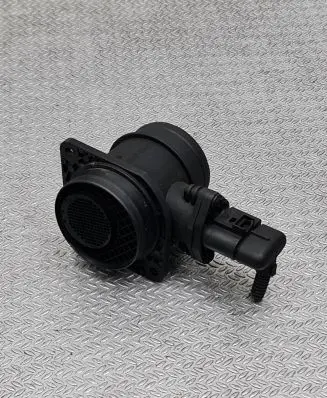 Volkswagen Golf V Mass air flow meter 0281002531 038906461B