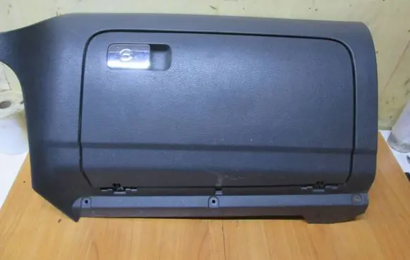 Volkswagen Golf V Glove box 1K1857290 1355D300465