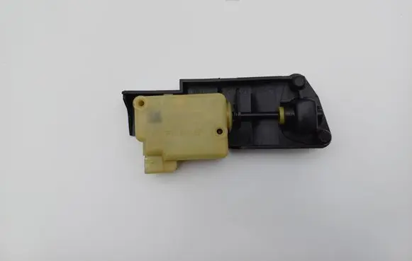 Volvo XC70 Fuel tank cap lock 30716837