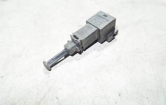 Volkswagen Golf IV Brake pedal sensor switch 1J0945511A