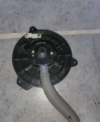Mazda Tribute Heater fan/blower ED38A03