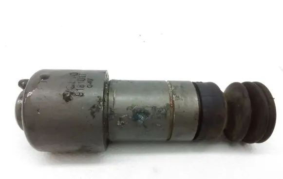 Clutch slave cylinder