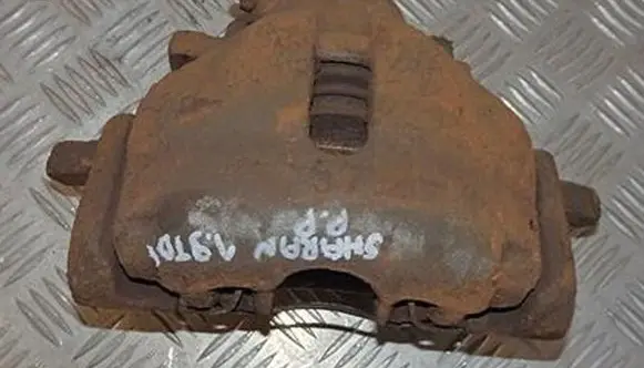 Volkswagen Sharan Front brake caliper VW_SHARAN_1.9_TDI_ZACISK_HAMULCOWY_PRAWY_PRZÓD