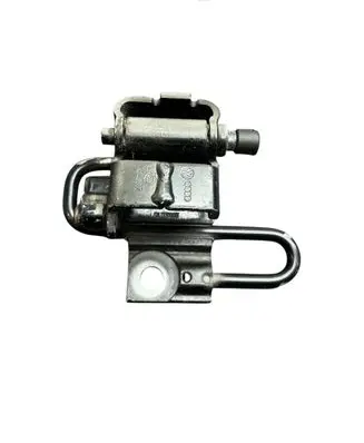 Audi A6 S6 C6 4F Front door lower hinge 8E0831412E