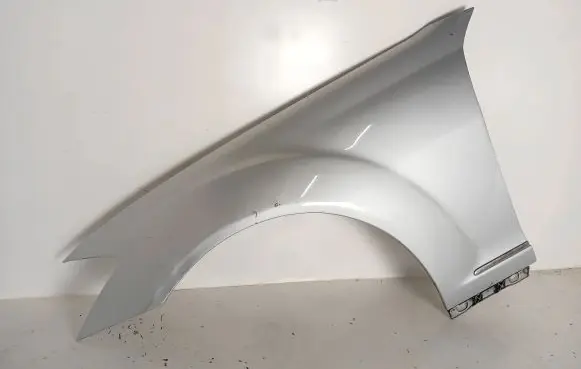 Mercedes-Benz S W221 Fender 2218890525 A600790411