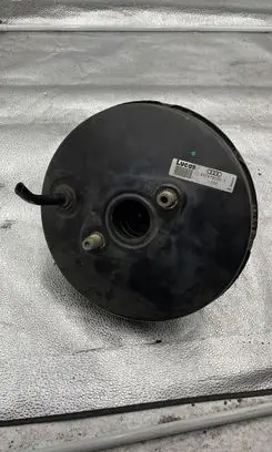 Audi A6 S6 C5 4B Brake booster 8D0612105