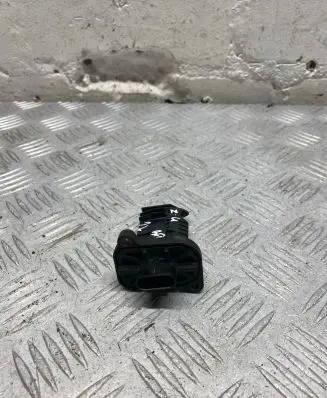 BMW Z4 E89 Mass air flow meter 7602038