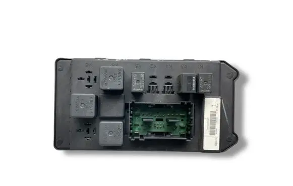 Jeep Grand Cherokee (WK) Fuse module 56050066AC 30959L 0323578
